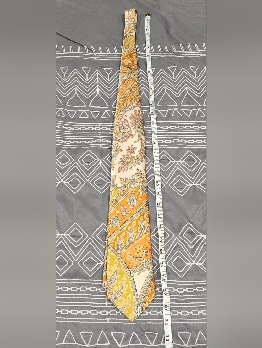 Brioni Mens Paisley Handmade Silk Tie - Picture 5 of 6